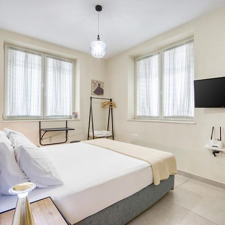 Bentzi...Boutique Apartment 1, Classic Double With Kitchenette, 2 Guests Атина Екстериор снимка
