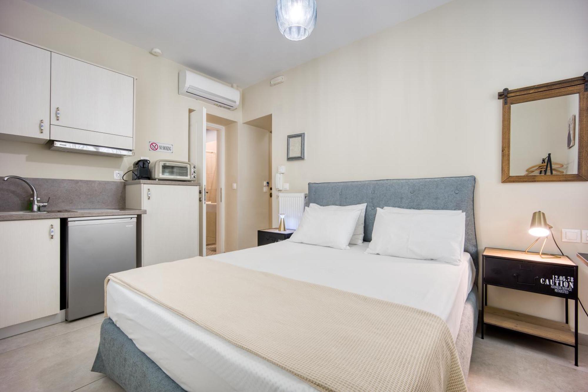 Bentzi...Boutique Apartment 1, Classic Double With Kitchenette, 2 Guests Атина Екстериор снимка