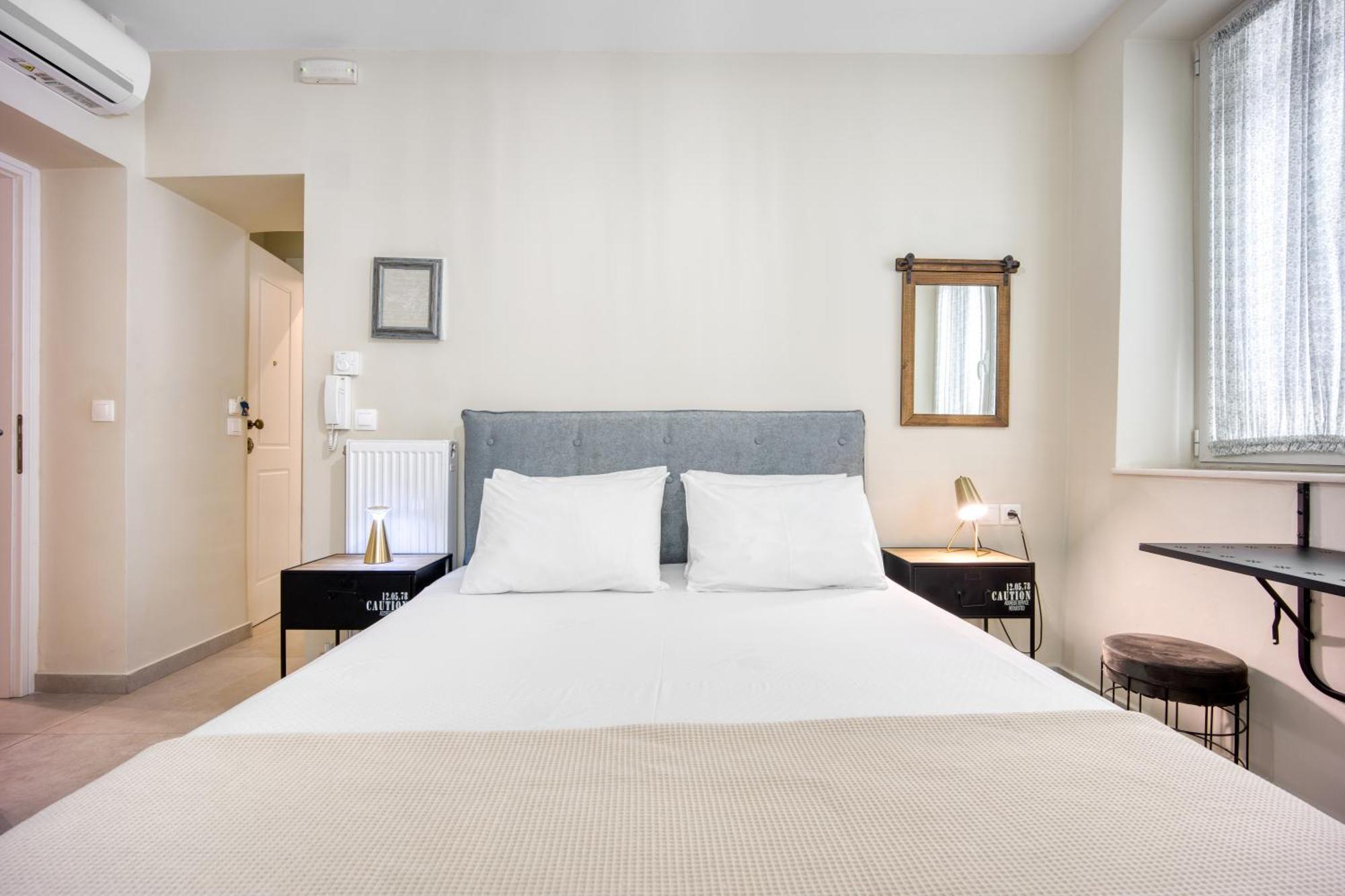 Bentzi...Boutique Apartment 1, Classic Double With Kitchenette, 2 Guests Атина Екстериор снимка